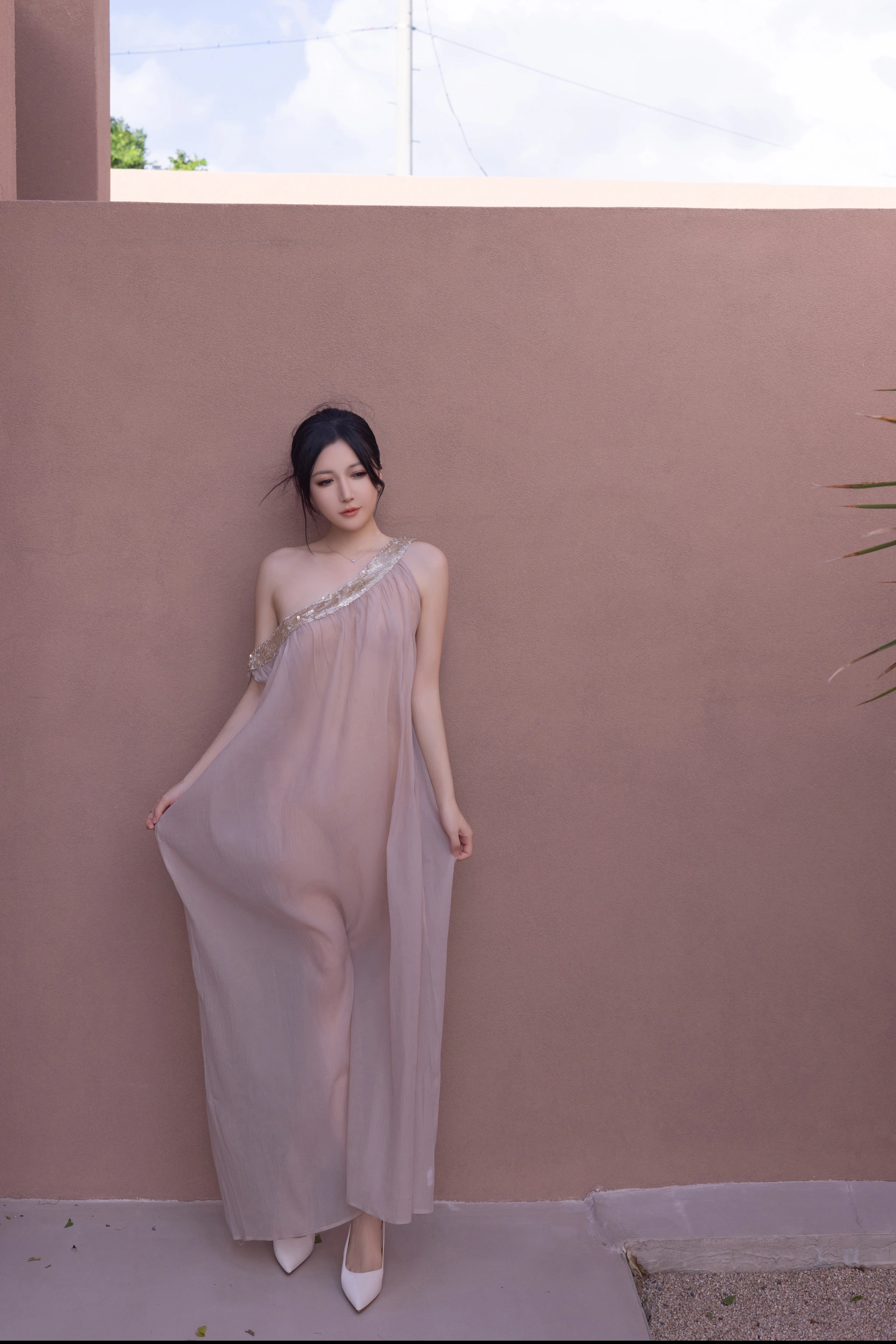 鱼子酱Fish（私拍）- NO.193 《抹胸芦苇女人》写真 2